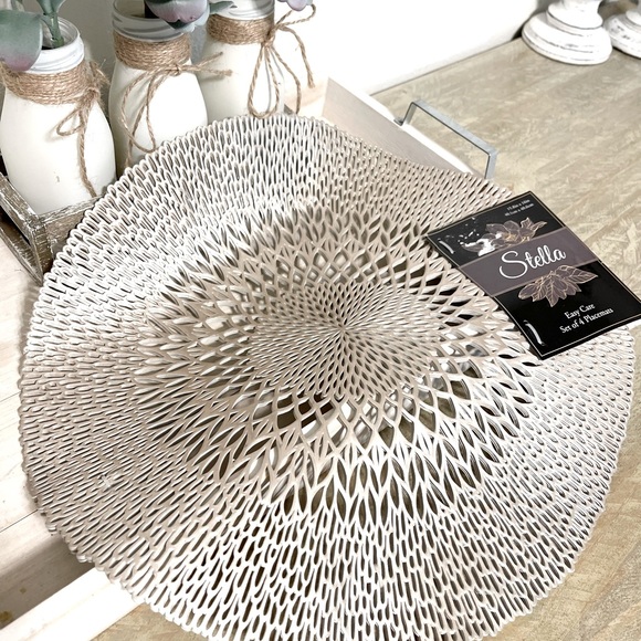 Other - Stella Round Placemats